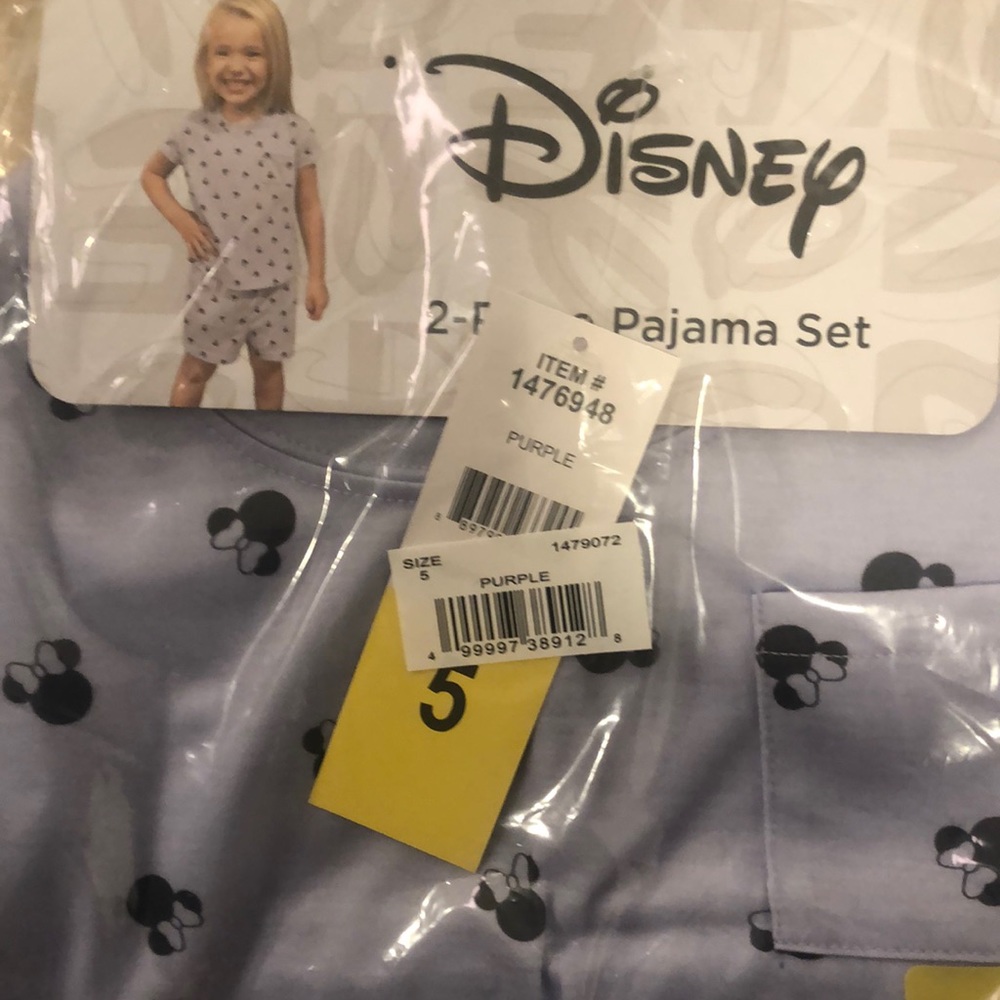 2 piece Disney pajama set
